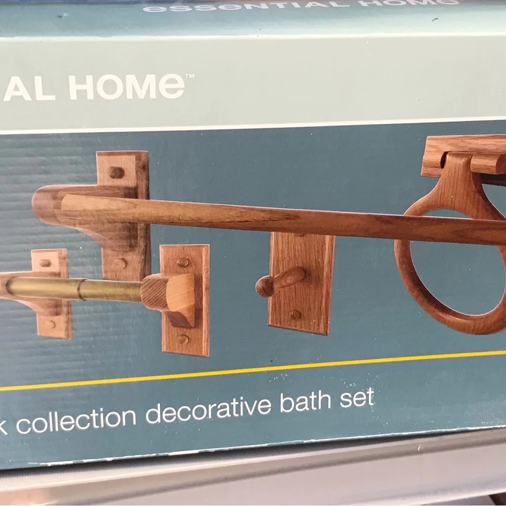 Oak Rustic bath ware set 4 pc. New